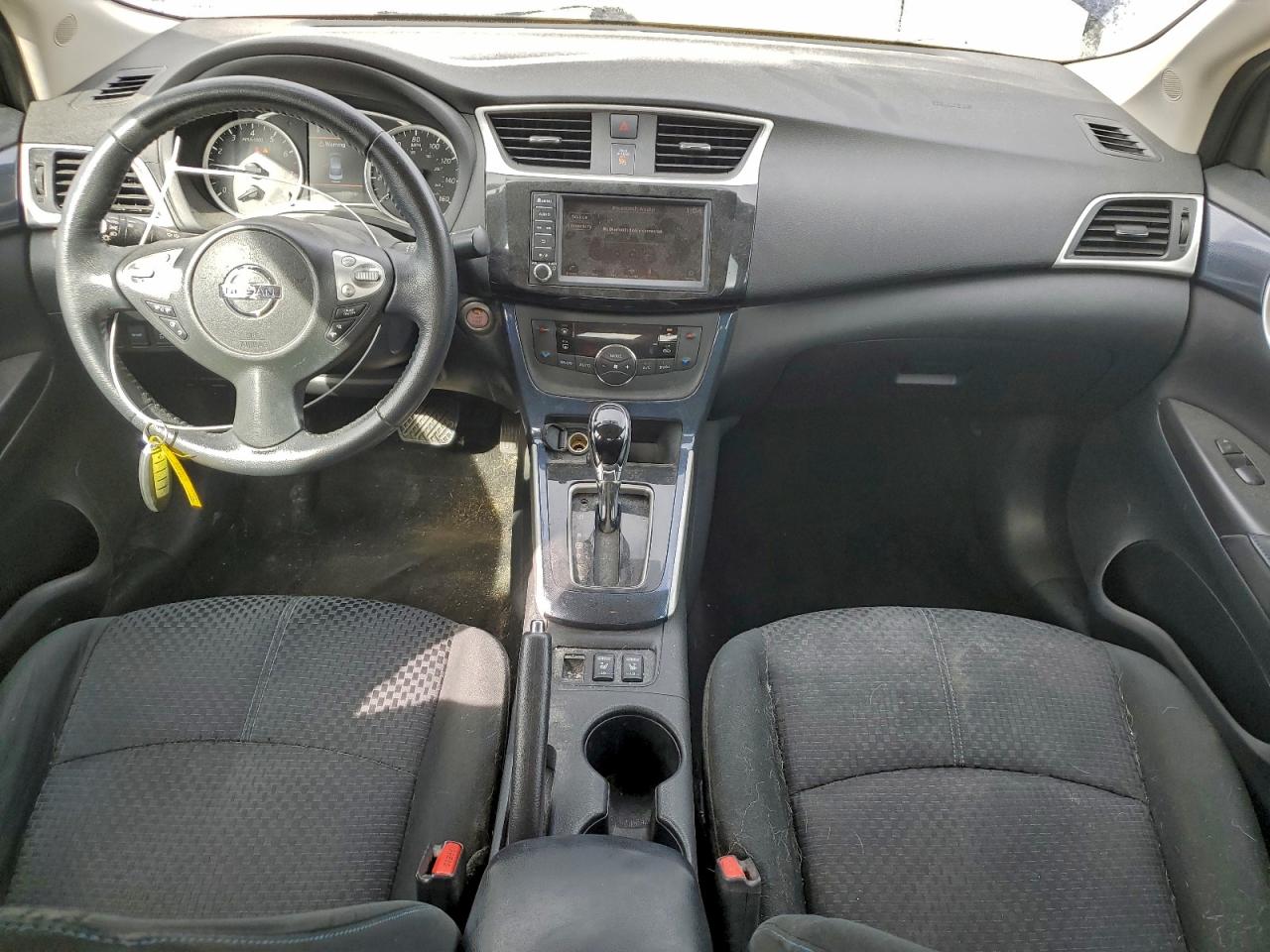 Nissan Sentra S Image 11