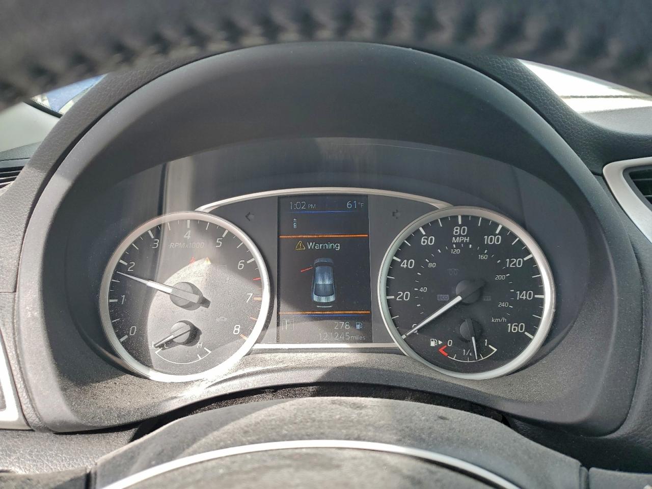 Nissan Sentra S Image 10