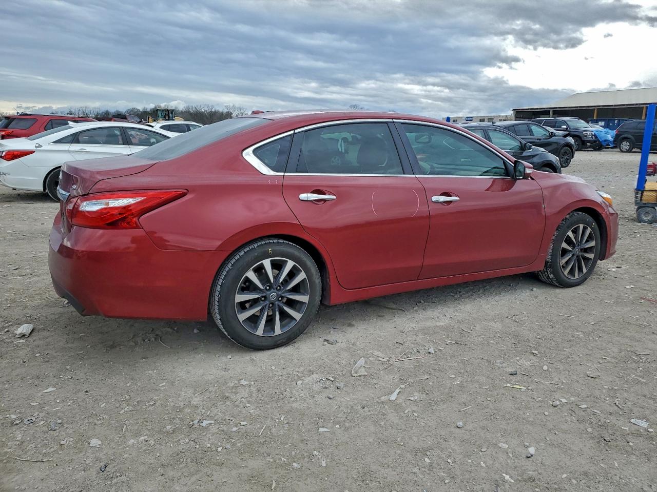 Nissan Altima 2.5 Image 3