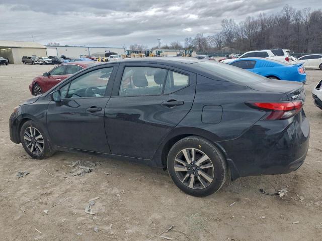 Nissan Versa S Image 11
