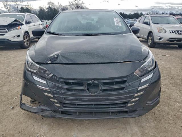 Nissan Versa S Image 5