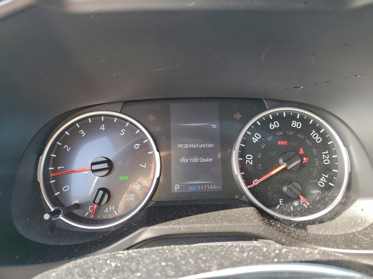 Toyota RAV4 Xle Image 6