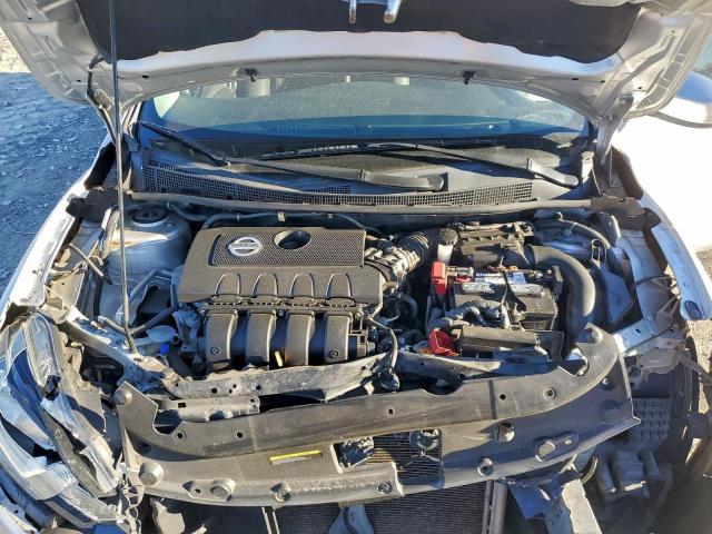 Nissan Sentra S Image 9