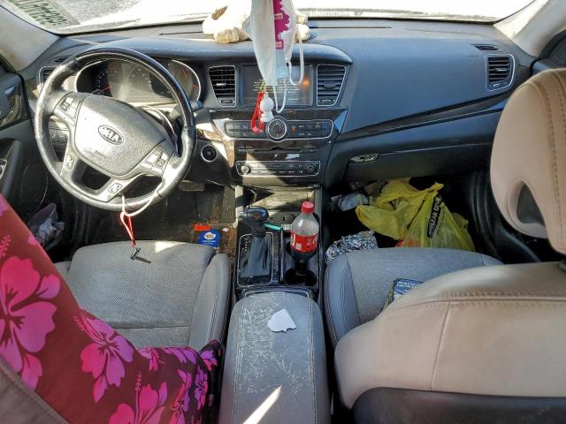 Kia Cadenza Premium Image 12