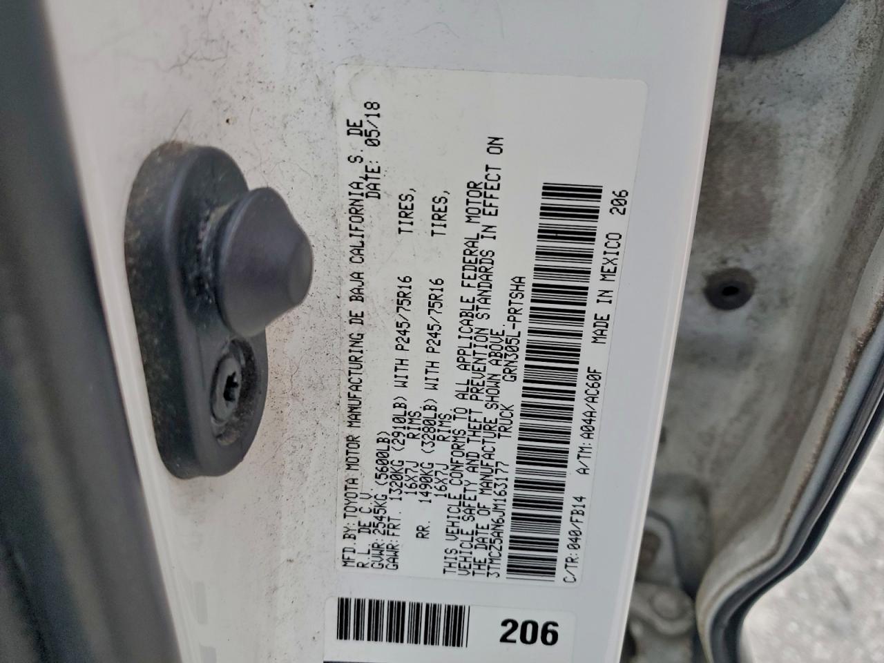 Toyota Tacoma Double Cab Image 12