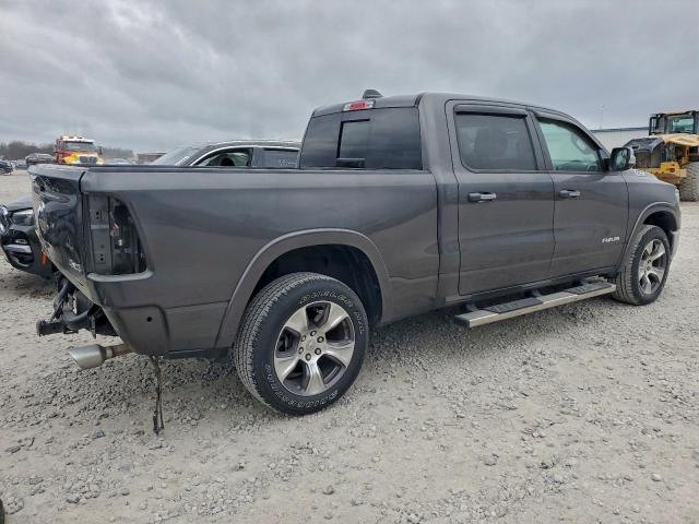 Ram 1500 Laramie Image 9