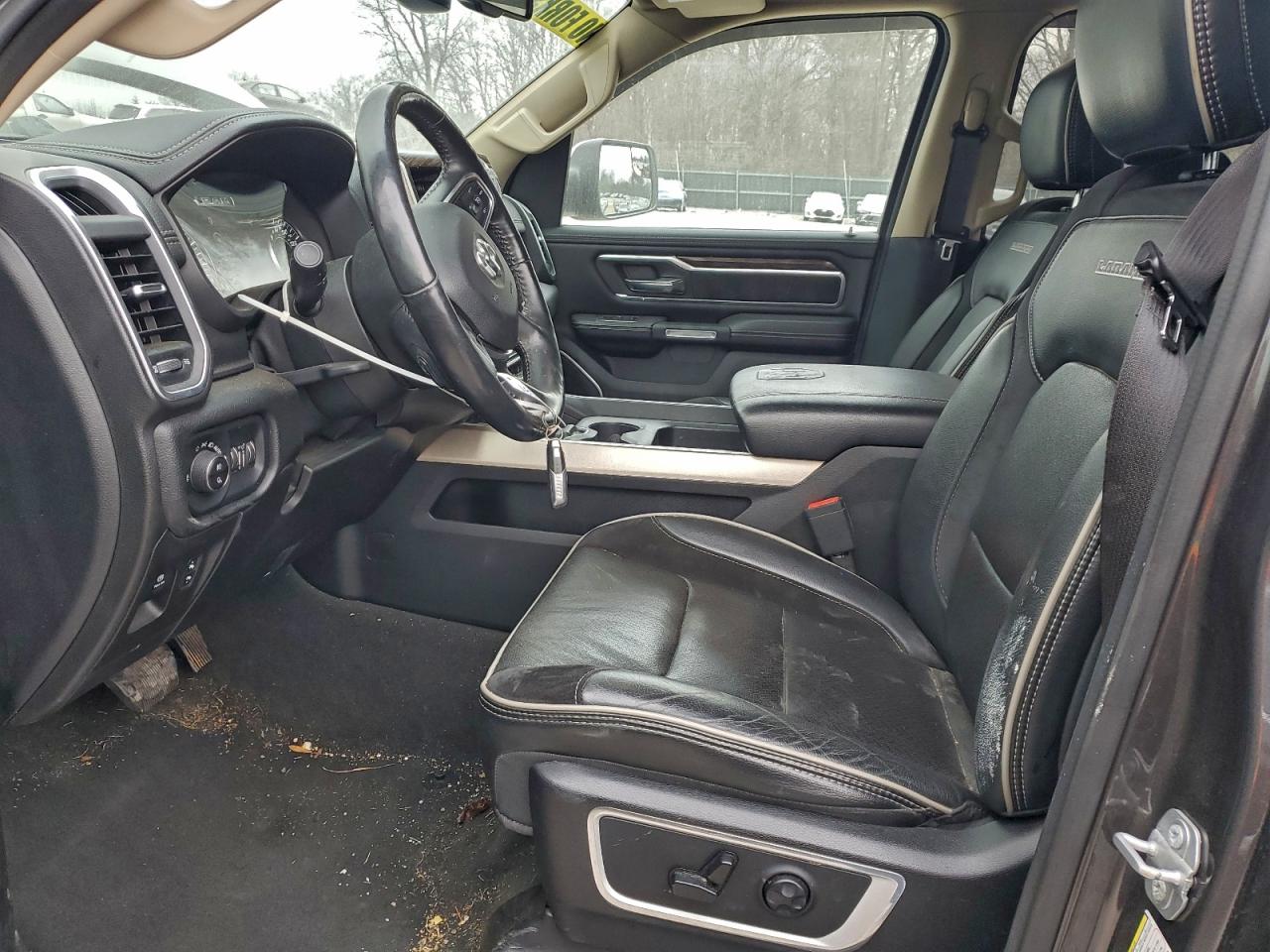 Ram 1500 Laramie Image 2