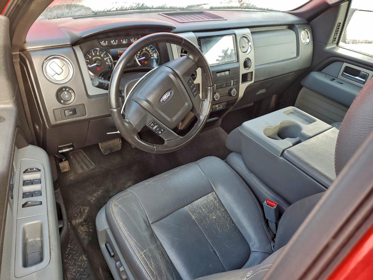 Ford F-150 Super Cab Image 12