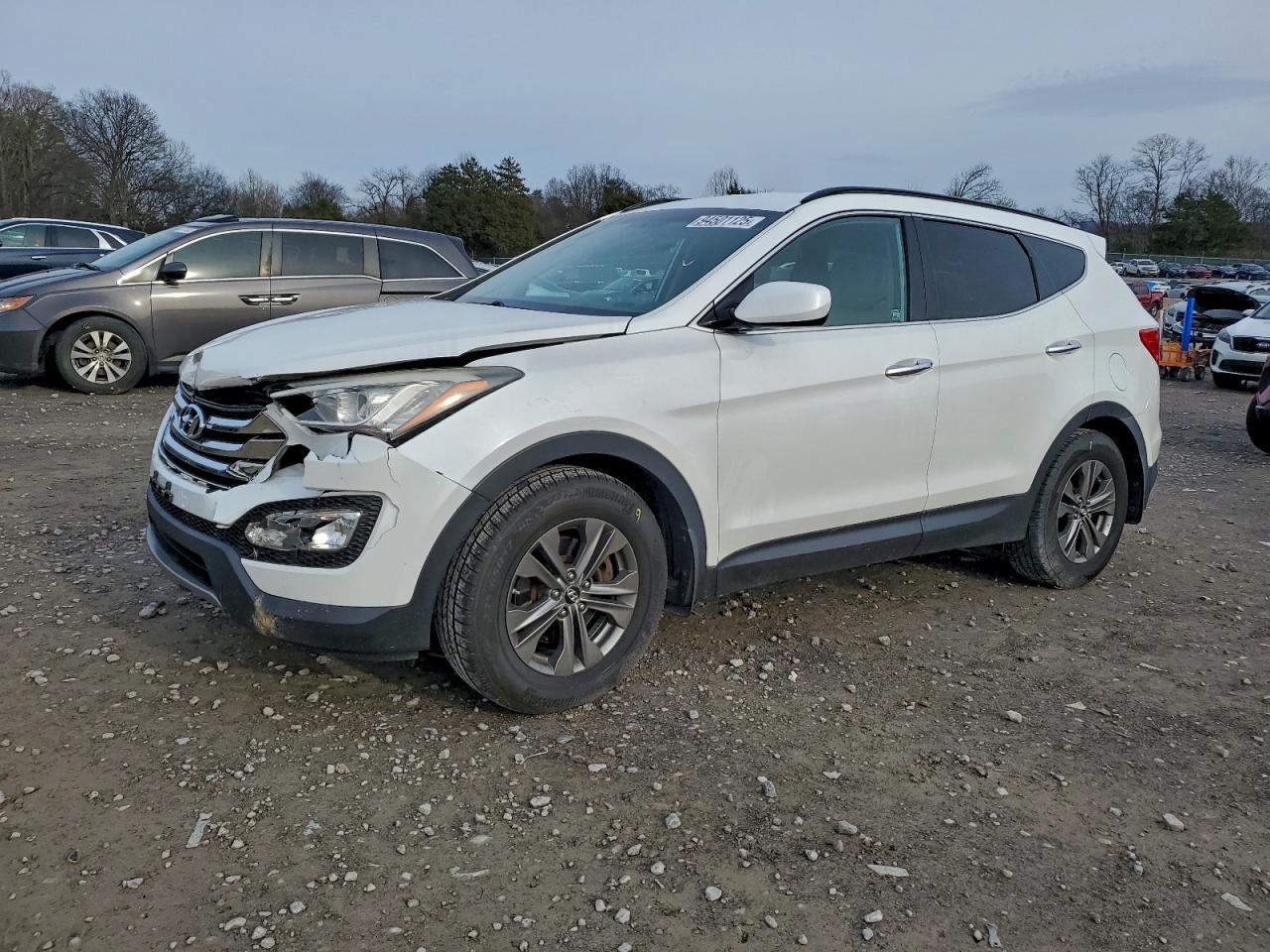 Hyundai SANTA FE Image 1