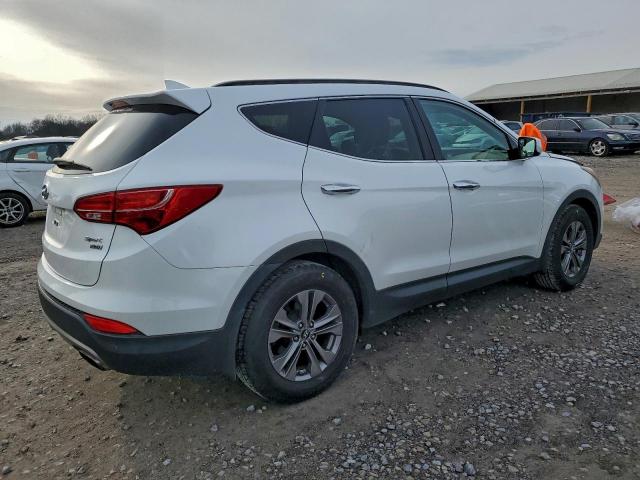 Hyundai SANTA FE Image 2