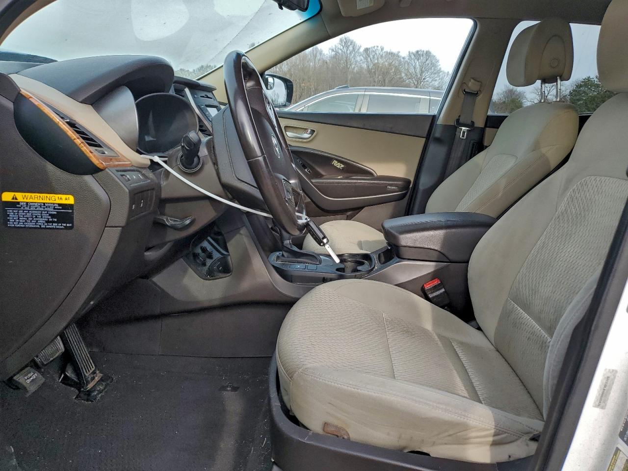 Hyundai SANTA FE Image 11