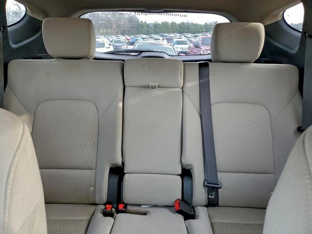 Hyundai SANTA FE Image 9