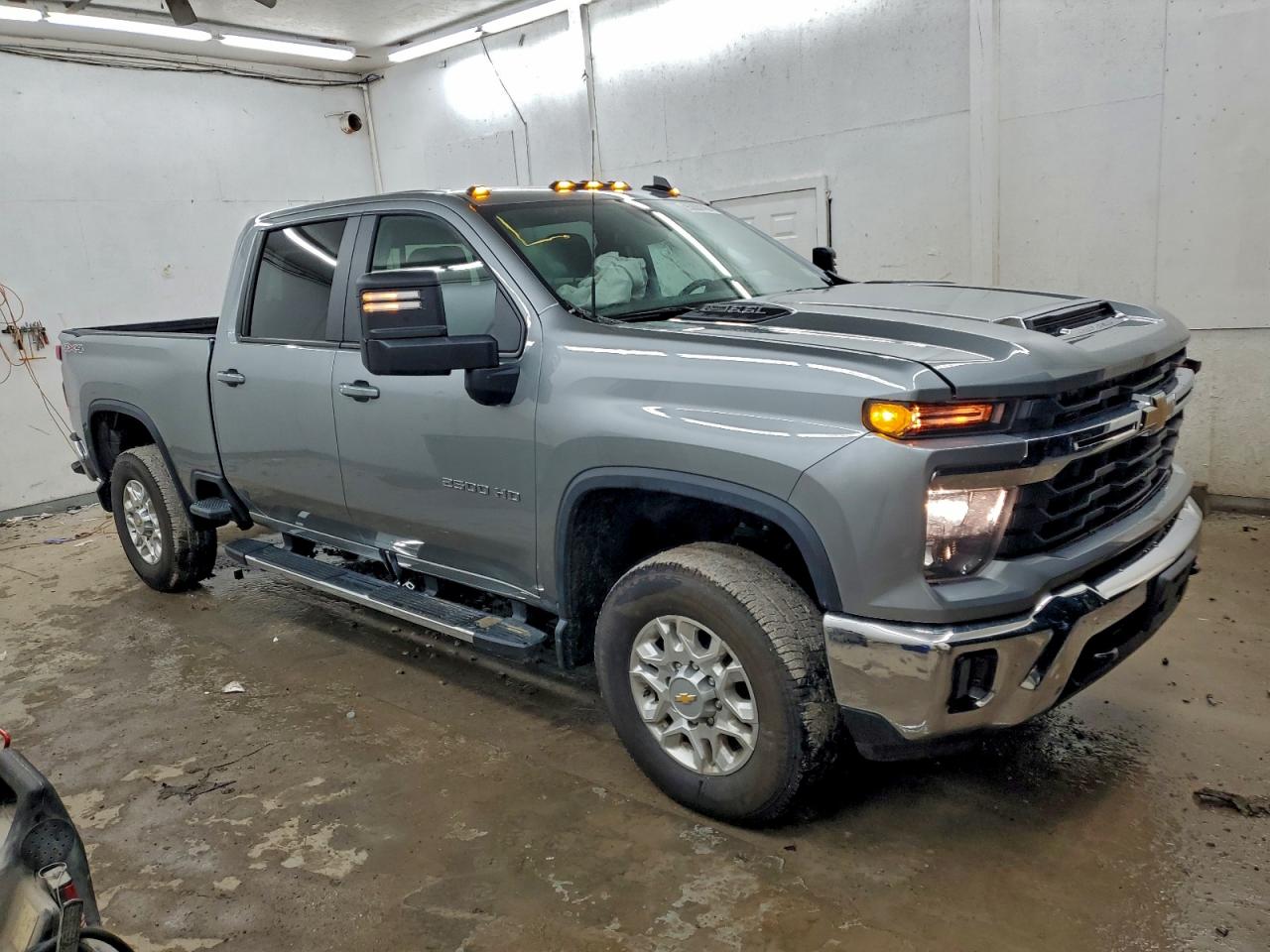 Chevrolet Silverado K2500 Heavy Duty Lt Image 4