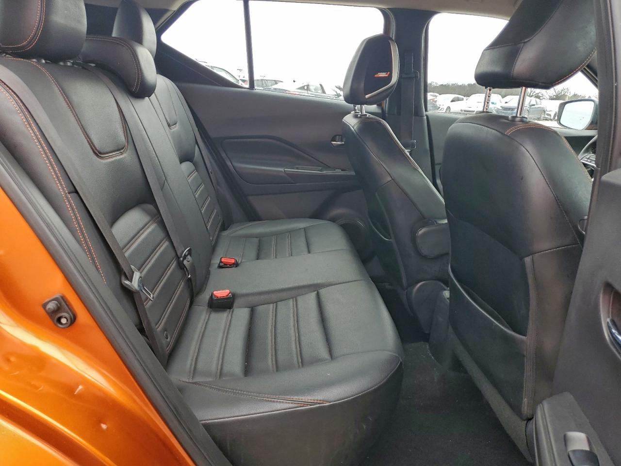 Nissan Kicks S Image 4