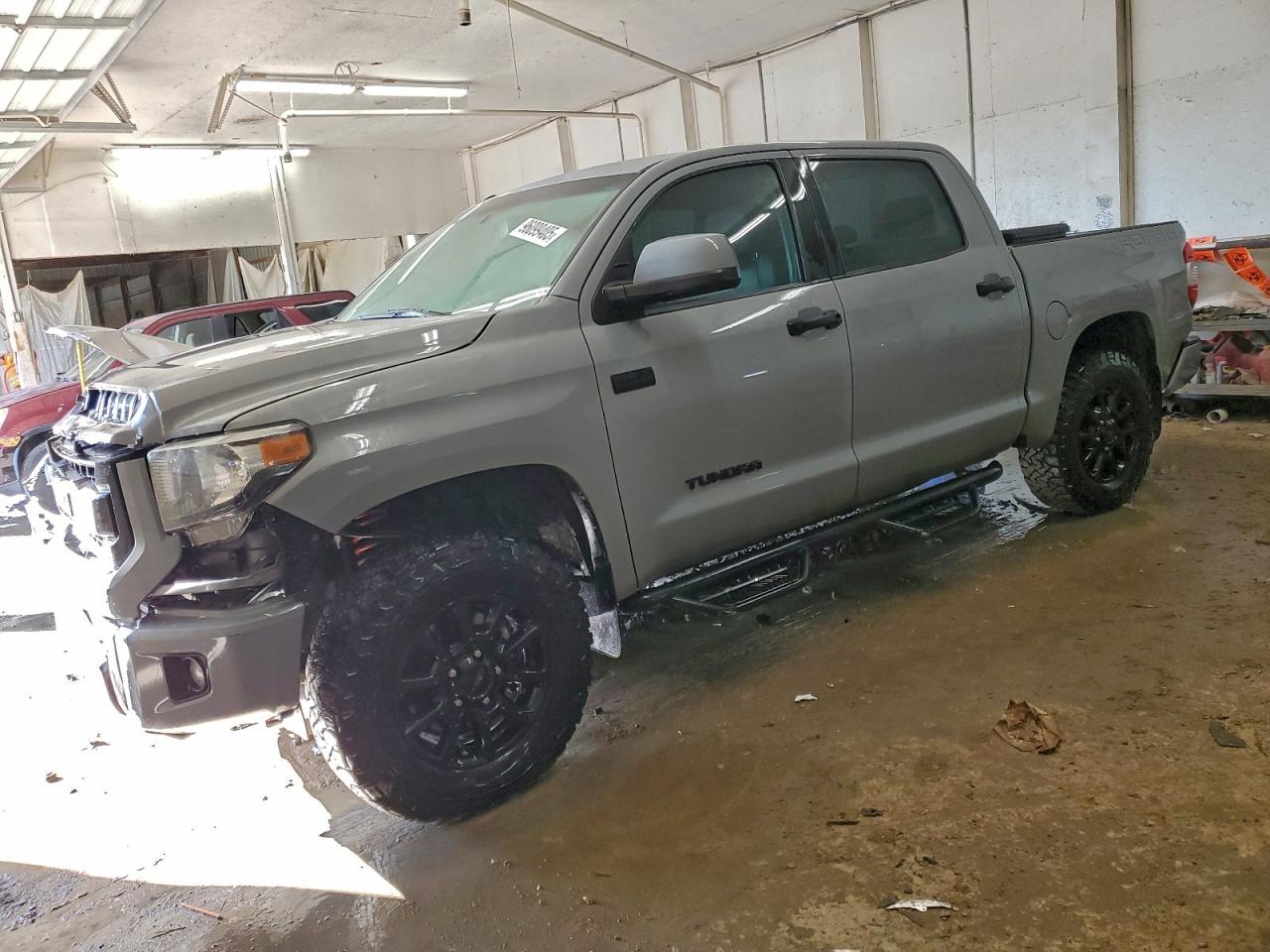 Toyota Tundra Crewmax Sr5 Image 1