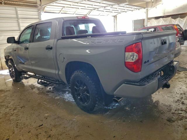 Toyota Tundra Crewmax Sr5 Image 3