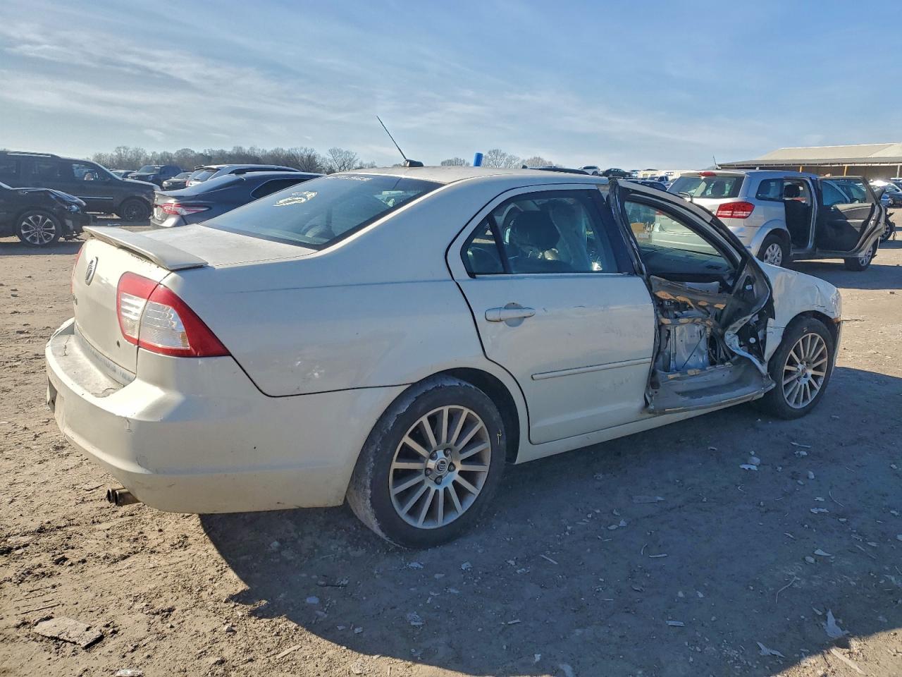 Mercury Milan Image 5