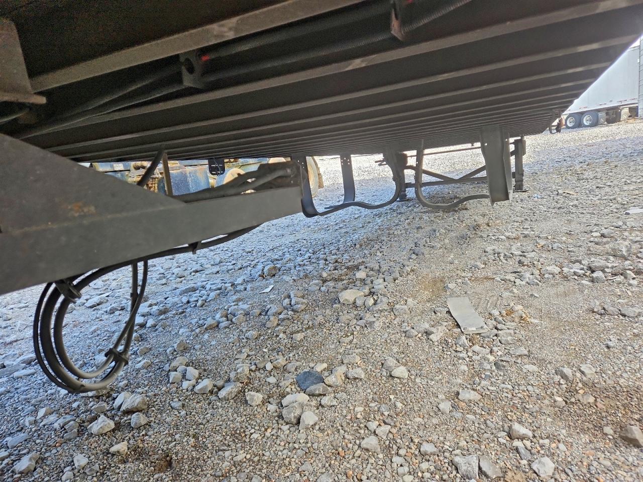 Great Dane Trailer Image 9