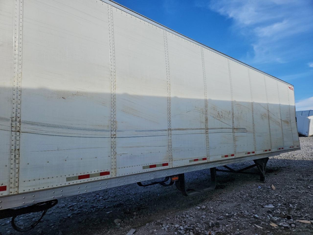 Great Dane Trailer Image 10