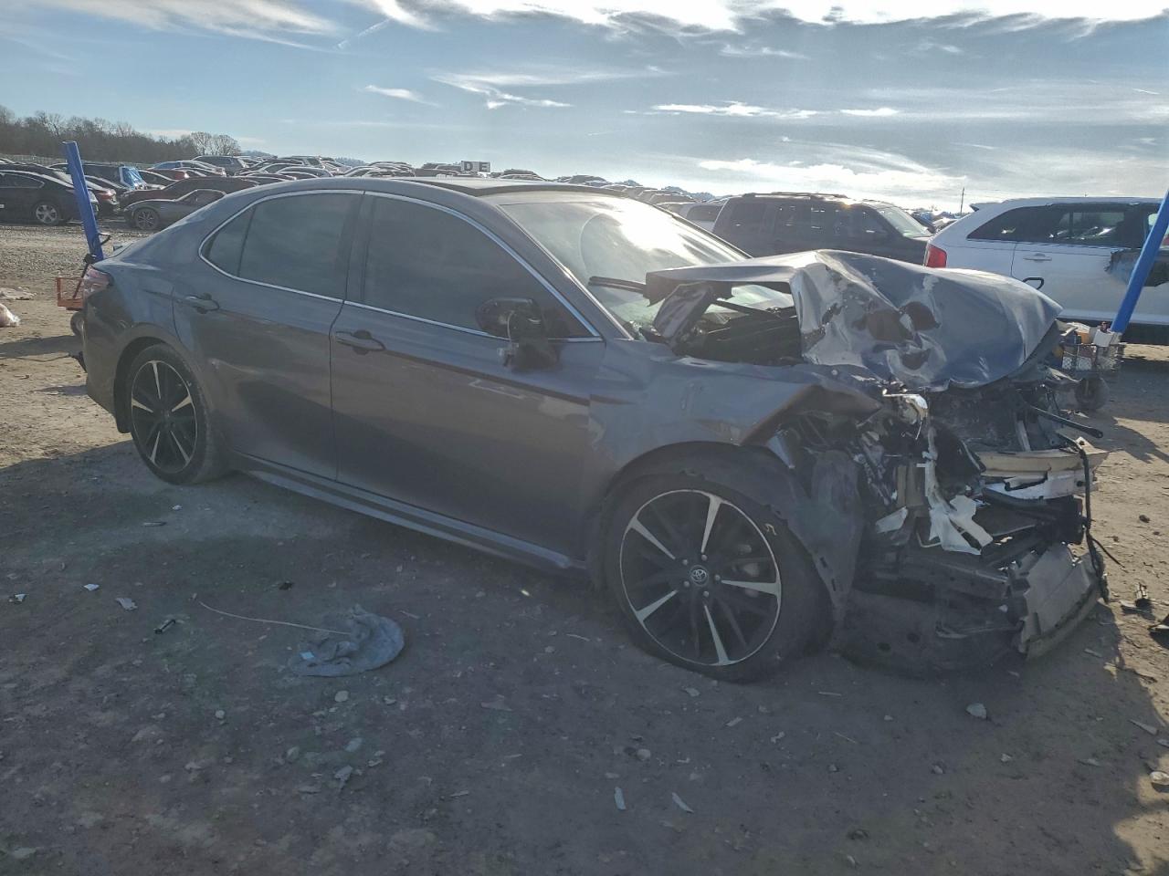 Toyota Camry Xse Image 2