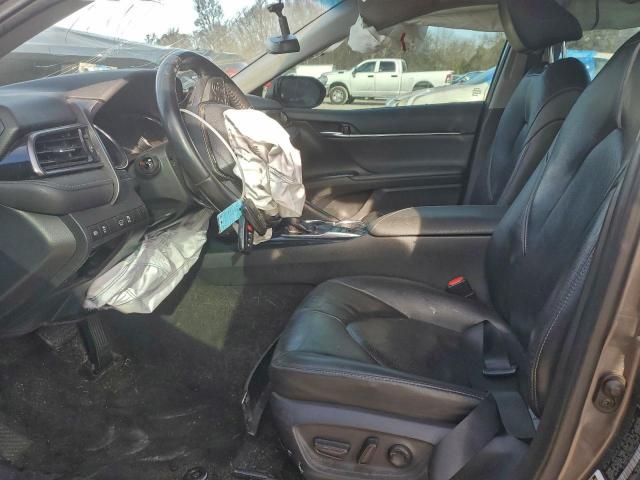 Toyota Camry Xse Image 11