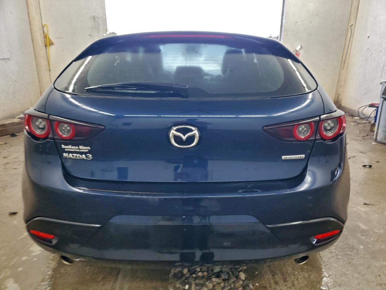 Mazda 3 Select Image 12
