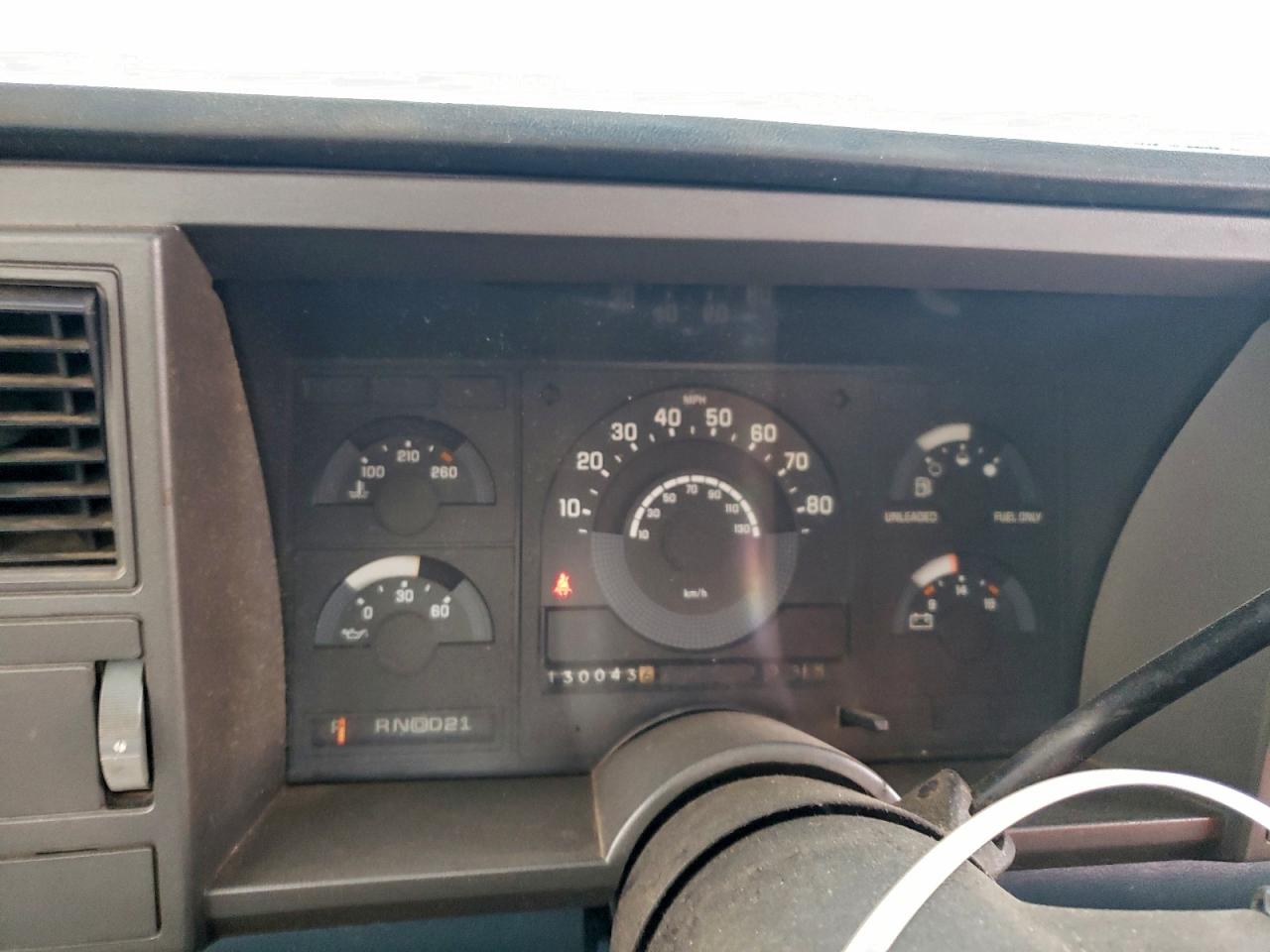 Chevrolet Ck Series C1500 Image 5