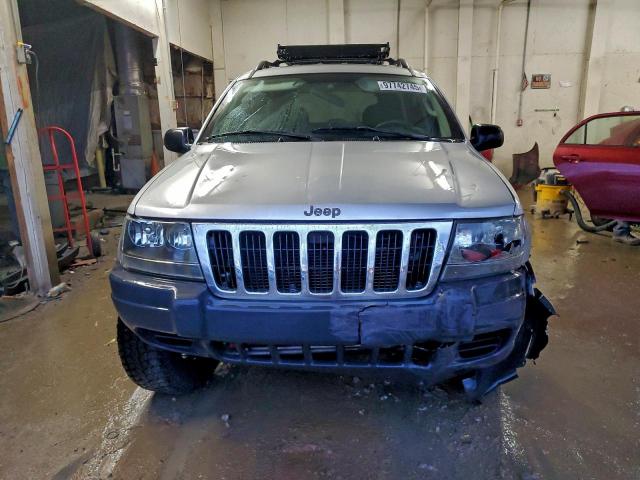 Jeep Grand Cherokee Laredo Image 3
