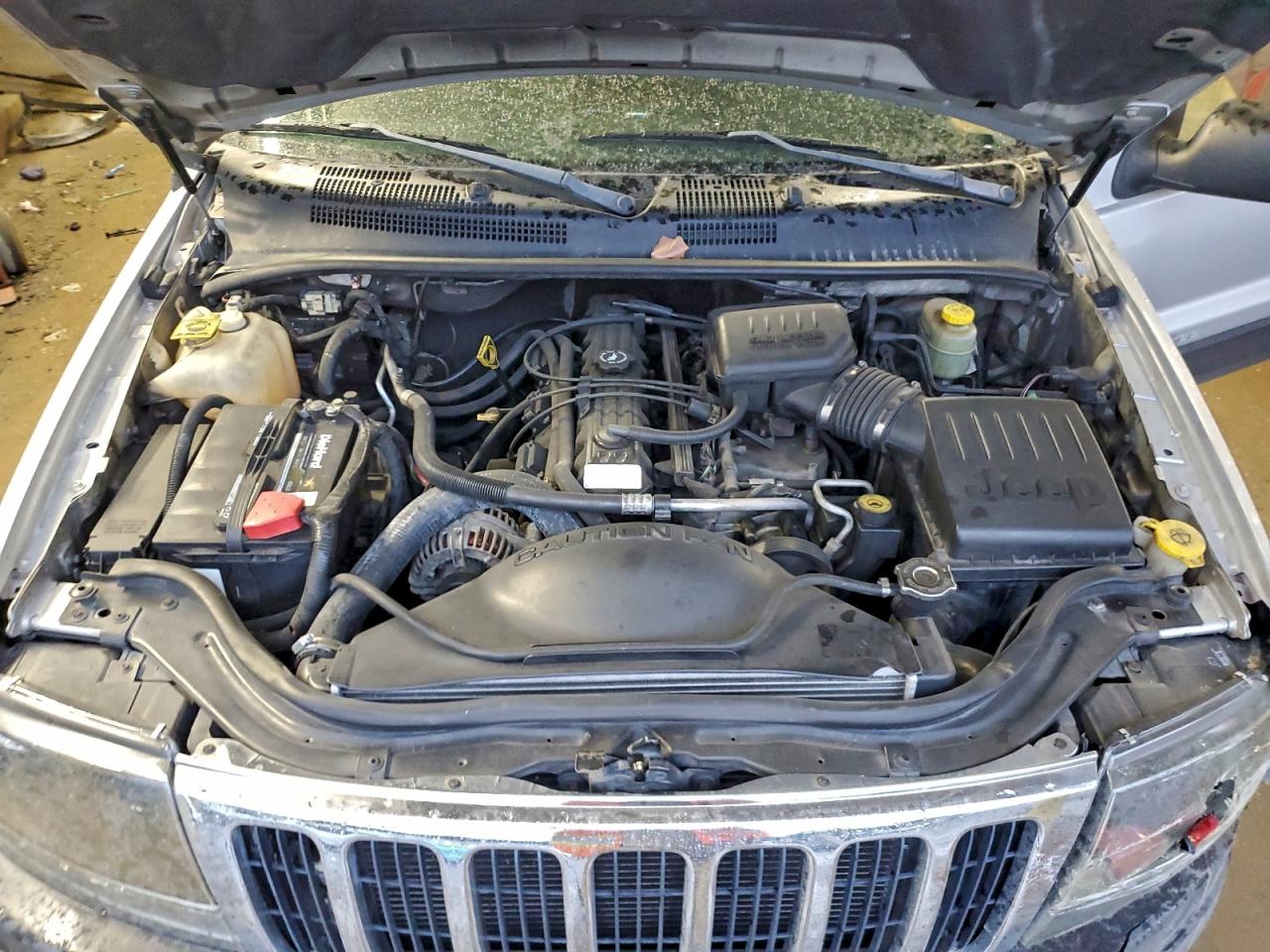 Jeep Grand Cherokee Laredo Image 6