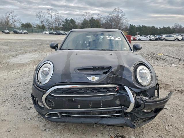 MINI Cooper S Clubman Image 10