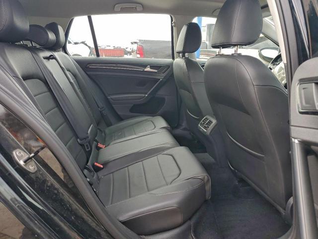 Volkswagen Golf Tdi Image 13