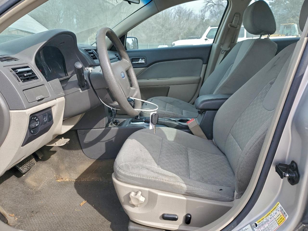 Ford Fusion Se Image 11