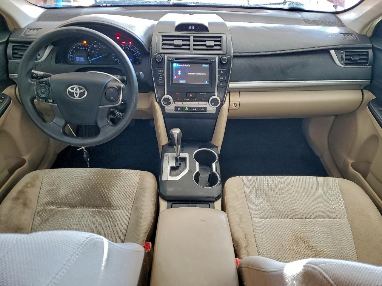 Toyota Camry Base Image 6