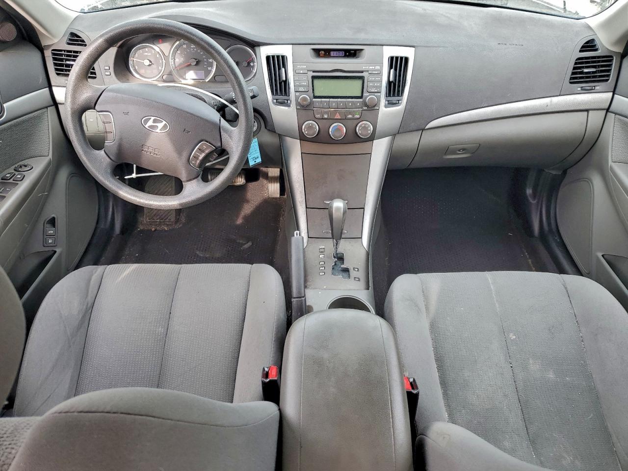 Hyundai SONATA Gls Image 2