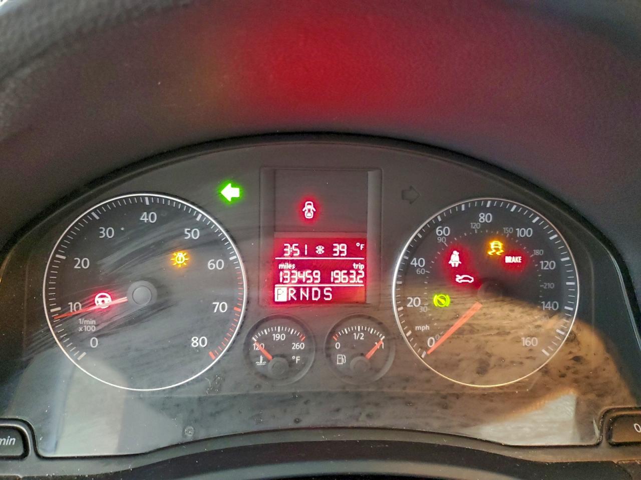 Volkswagen Jetta S Image 11