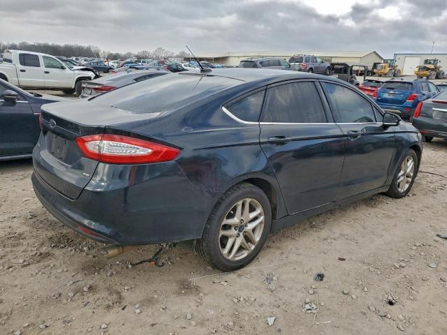 Ford Fusion Se Image 2