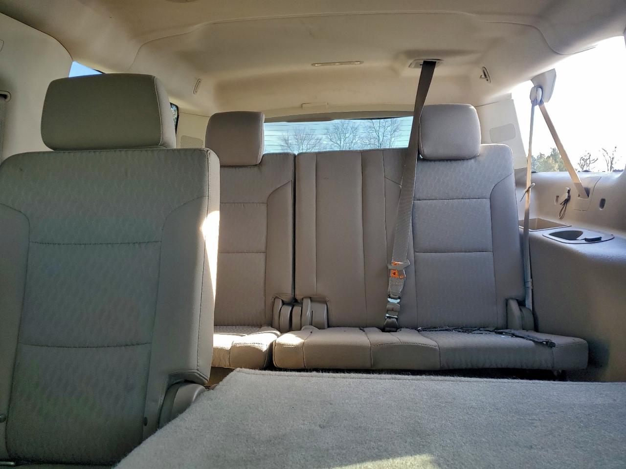 GMC Yukon C1500 Sle Image 14