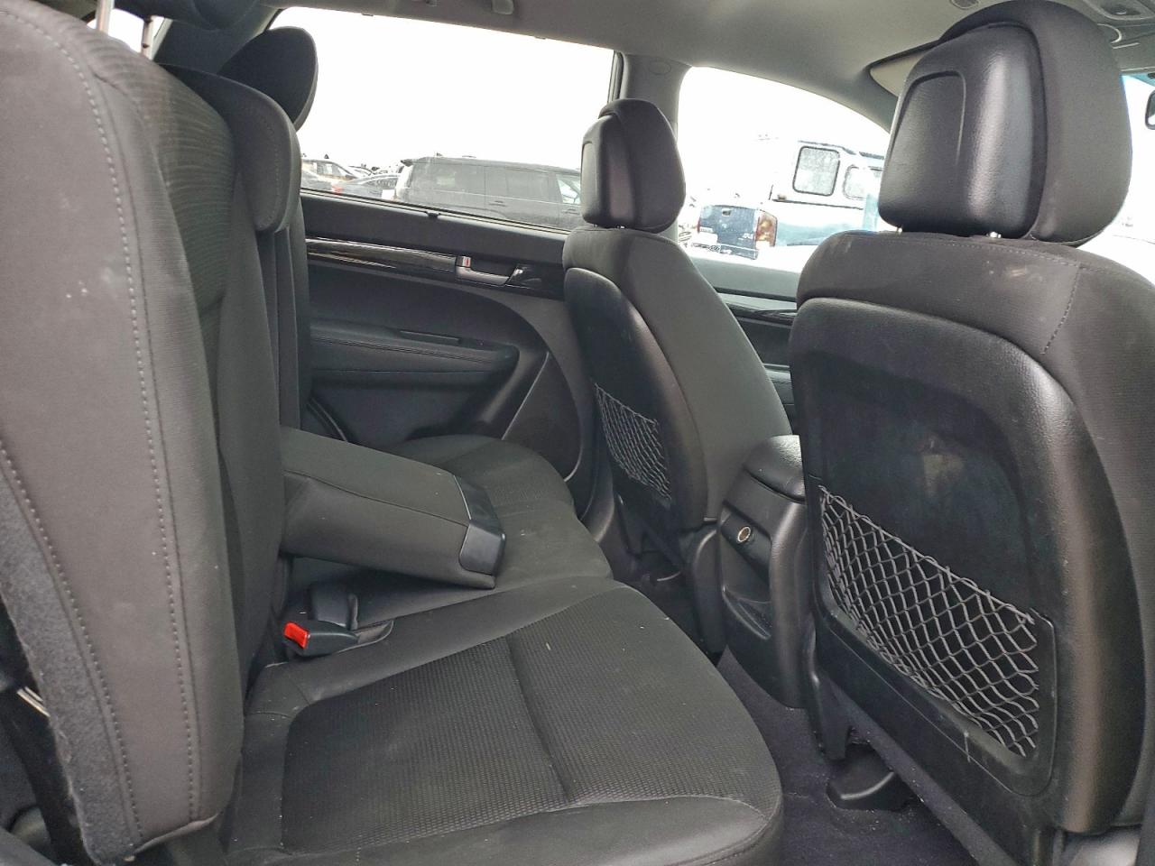 Kia Sorento Lx Image 4