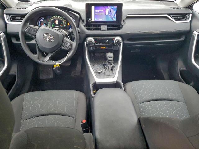 Toyota RAV4 Xle Image 10