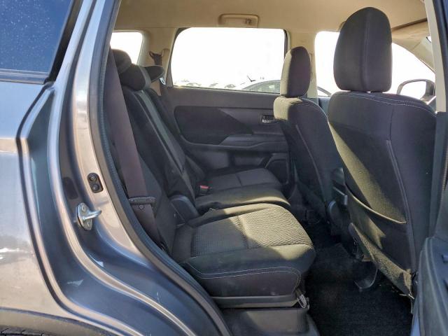 Mitsubishi Outlander Es Image 13