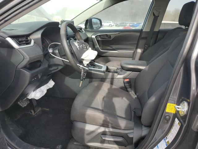 Toyota RAV4 Le Image 6