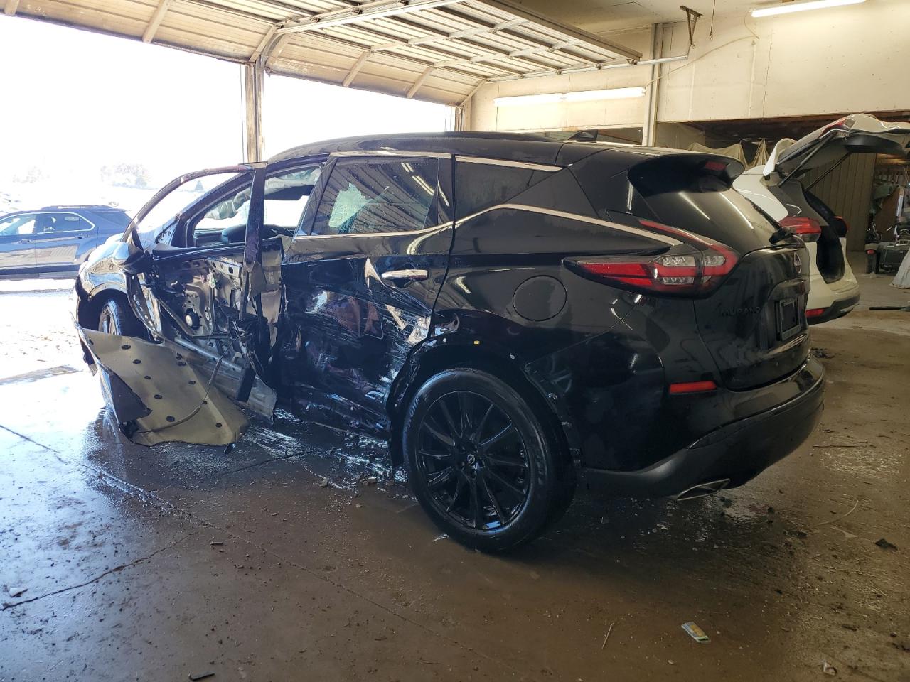 Nissan Murano Sv Image 3