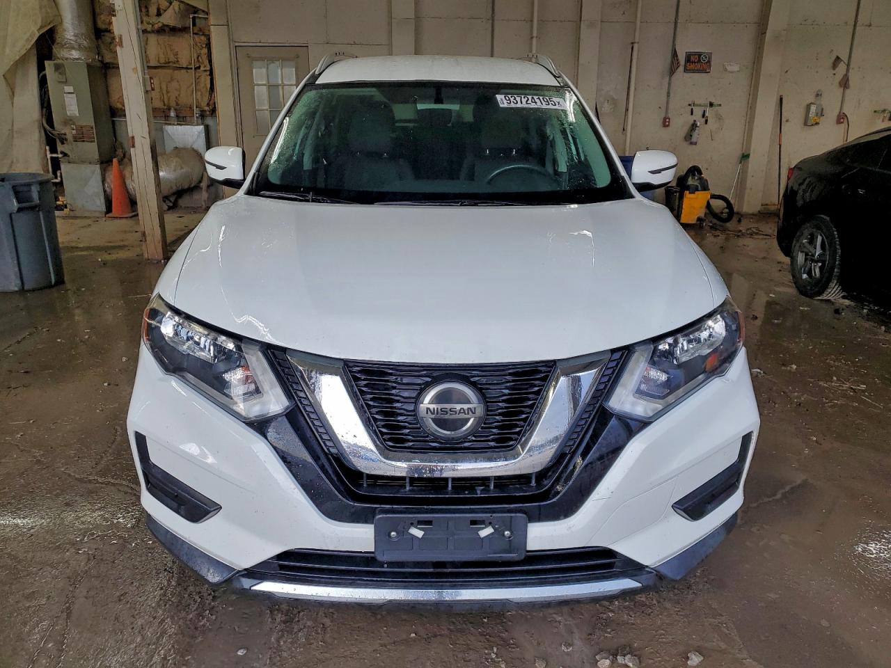 Nissan Rogue S Image 4