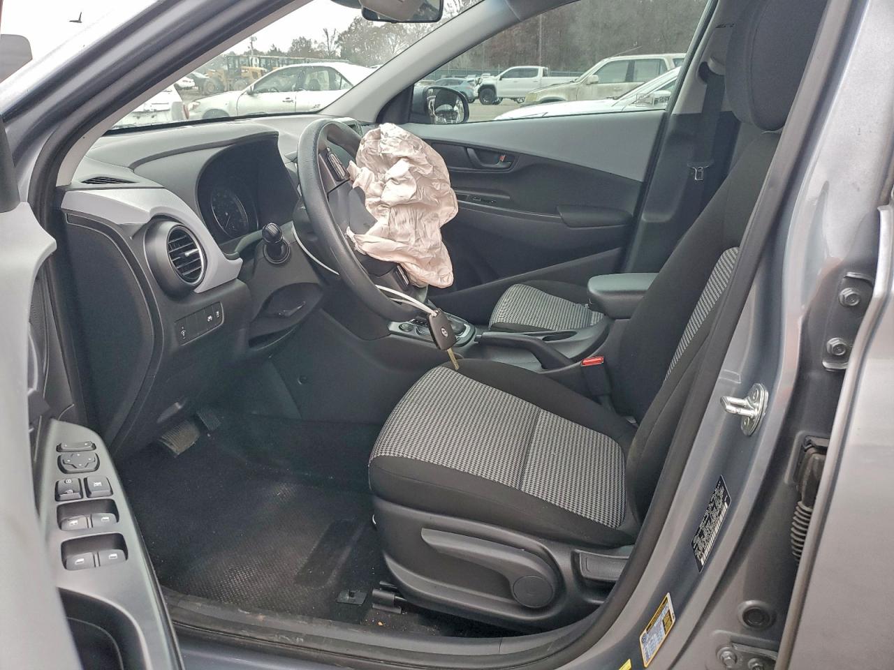 Hyundai KONA Se Image 5