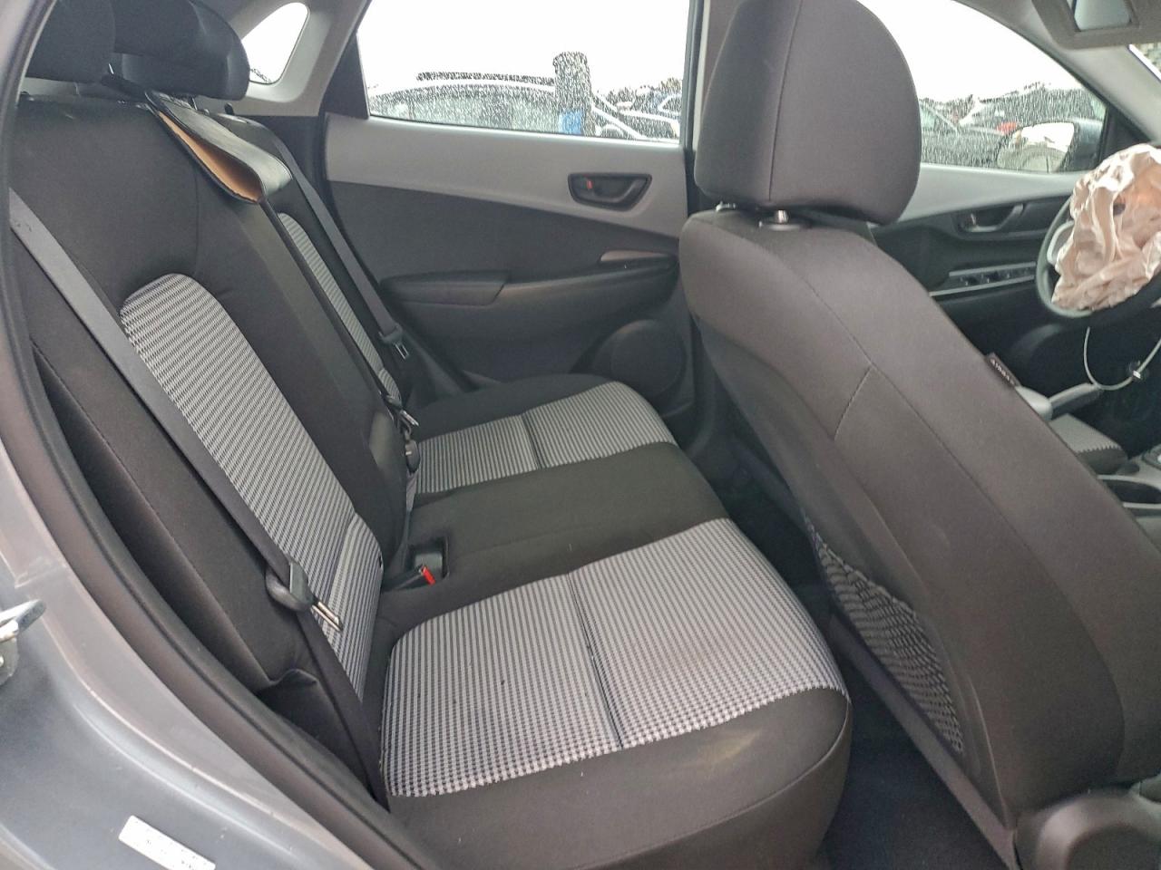 Hyundai KONA Se Image 4