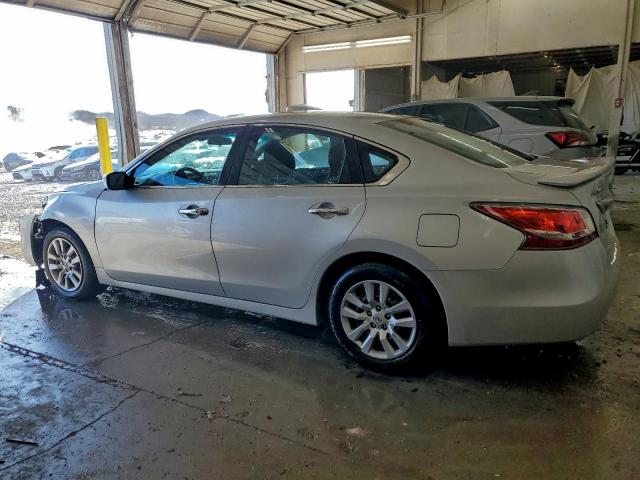 Nissan Altima 2.5 Image 2