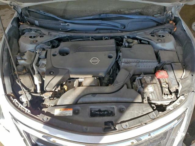 Nissan Altima 2.5 Image 12