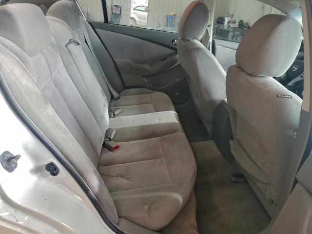 Nissan Altima 2.5 Image 10