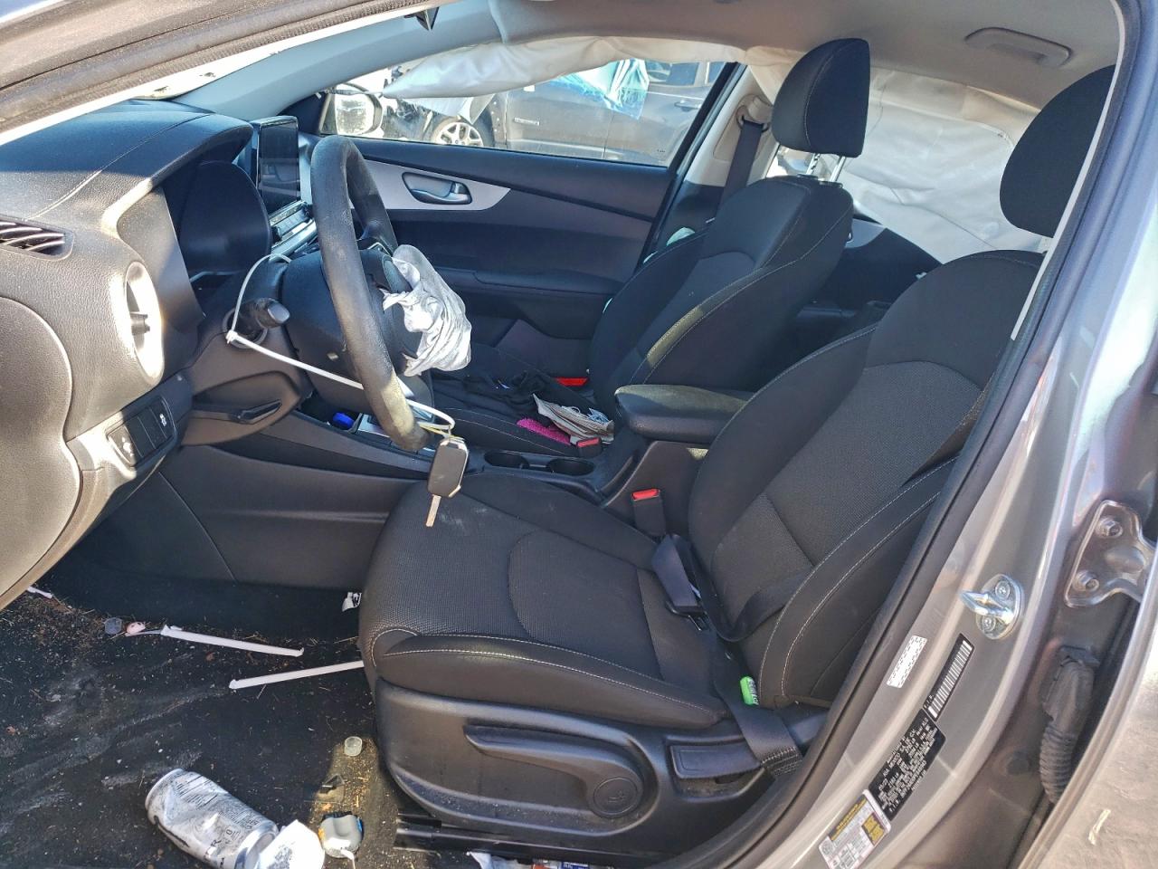 Kia Forte Lx Image 3