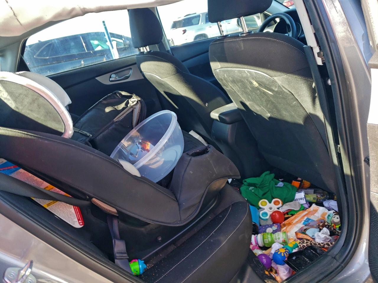 Kia Forte Lx Image 11